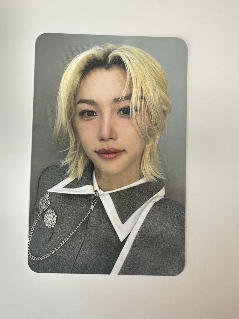 

[USED] Felix Magic School venue trading cards