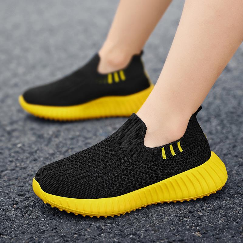 Boys  Breathable Mesh Slip-On Running Shoes - Spring/Autumn 2024 30 черно-желтый