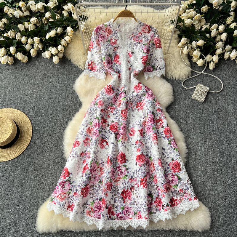 

Классическая женская одежда 2024 Лето Новое поступление Французское элегантное ретро кружевное лоскутное платье с принтом, контролирующее талию Purple M