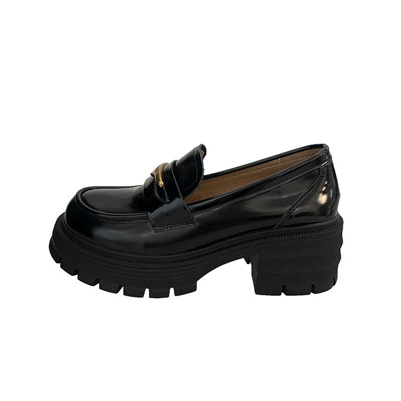 British style small leather shoes women's 2025 spring new retro versatile patent leather loafers heightened platform black single shoes