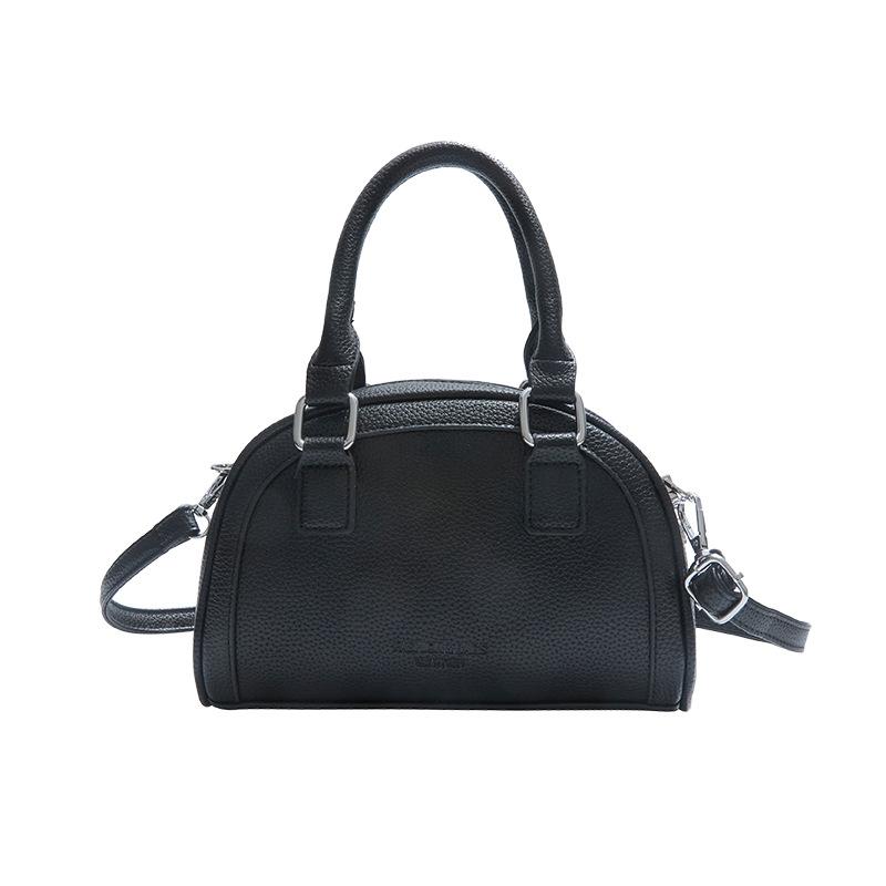 High-end Fashion Lychee Pattern Portable Bowling Bag Women 2025 New Retro Versatile Commuter Shoulder Messenger Bag