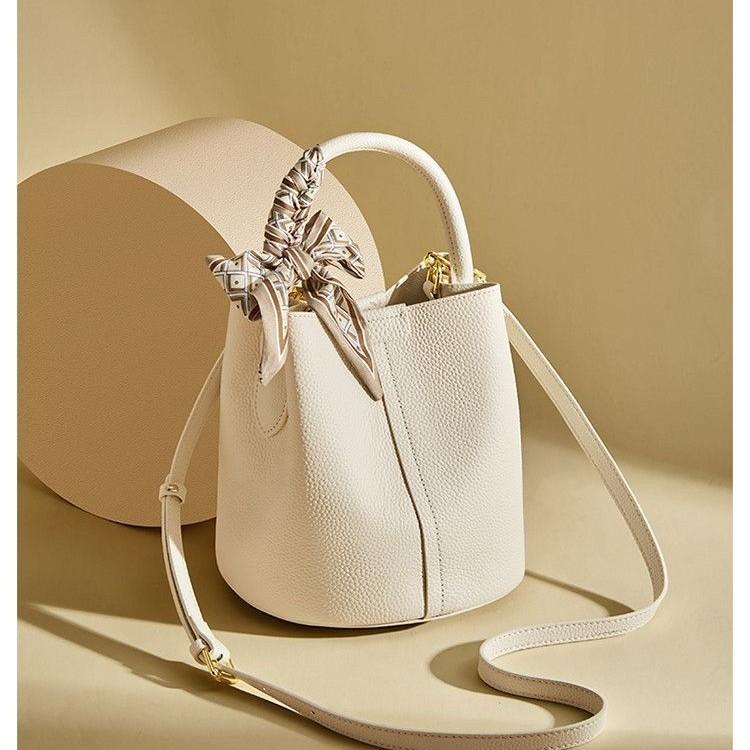 Bucket Bag Women'S Bag Fashion Public Design Commuter Bag Handbag Grade Sense Messenger Women'S Bag