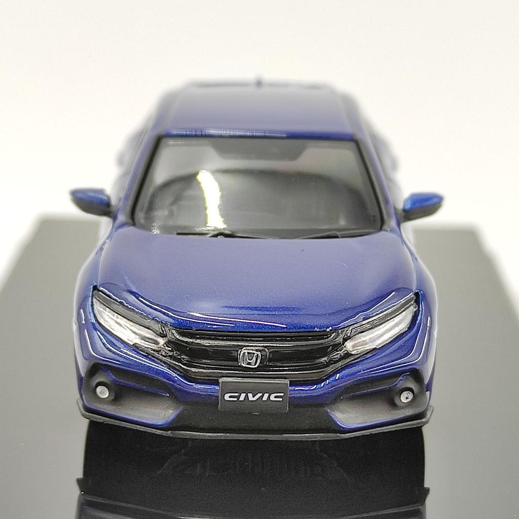 QLN2 Diecast Hobby Japan 1:64 Scale Honda CIVIC H/B FK7 2020 Alloy Car Model