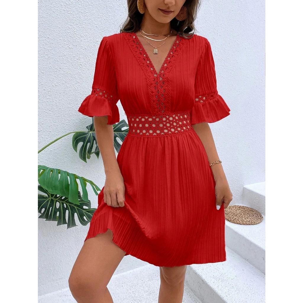 Women's New Summer Splicing Lace Fashion V-neck Waist Solid Color Dresses