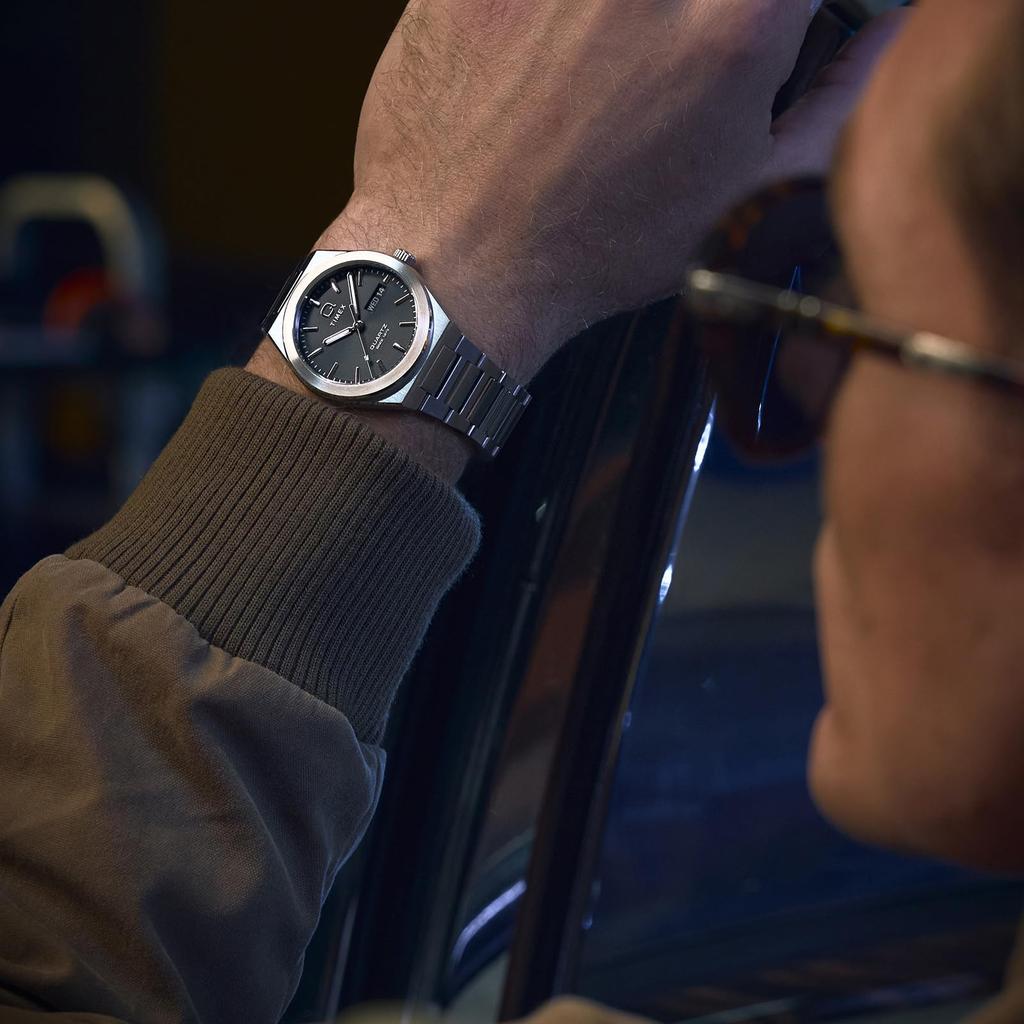 TIMEX Q Timex TW2Y25000 Unisex Quartz 5 ATM Water Mineral Black Stainless Steel Watch, Movement, Resistance, Glass, Dial, [Used]