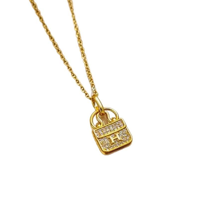 Women Rhinestone Inlaid H Bag Pendant Minimalist Clavicle Necklace Fashion Jewelry