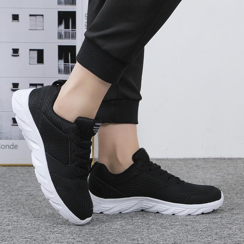 Summer New Running Shoes Breathable Mesh Travel Shoes Casual Shoes Large Size Sports Shoes