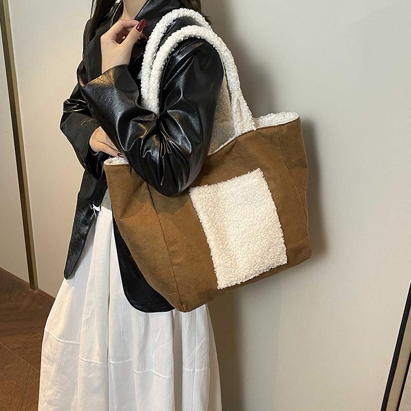 Tuo Extra Large Bag Women'S Fashion Plush Shoulder Handbag Casual Simple Class Commuter Armpit Bag