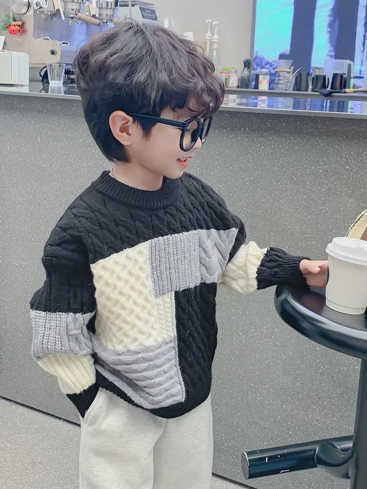 Boys' Autumn/Winter 2023 Thick Pullover Sweater for New Year's - Stylish and Warm