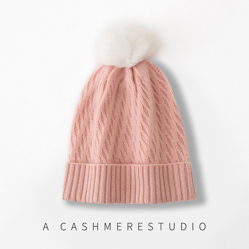 Cashmere Autumn and Winter New Style Women's High end Solid Color Cable Fur Ball Thickened Warm Fashion Knitted Casual Hat