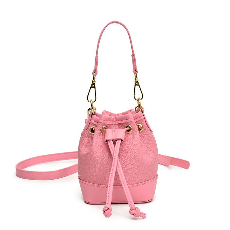 Este ano, a bolsa popular feminina 2025 nova versão coreana da moda bolsa de ombro com estampa de leopardo bolsa mensageiro portátil mini bolsa balde