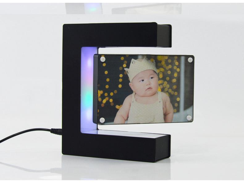 Magnetic Levitation Photo Frame - Luminous Desktop Ornament for Study or Bedroom, Perfect Suspended Holiday Gift.