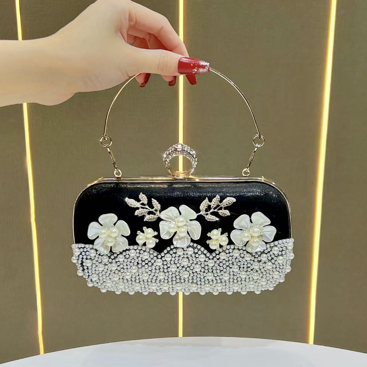 

Mini Silver Bag Women s 2026 Deluxe Handbag Crystal Wedding Handbag Suitable for Bridal Diamond Mobile Phone Shoulder Wallet чёрный