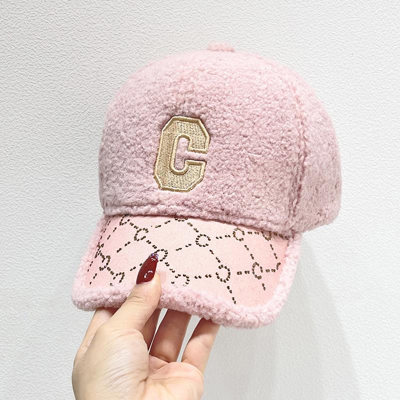 Hat Women's Autumn and Winter Korean Style Fashion Letter Embroidery Baseball Cap Lamb Wool Versatile Face Revealing Small Warm Peaked Cap