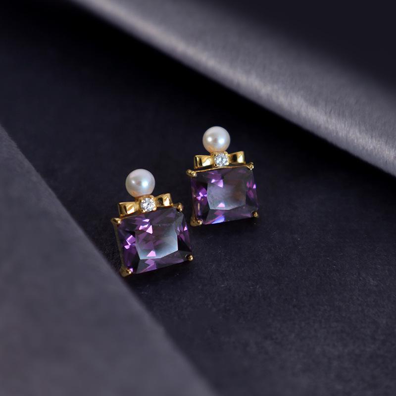 Elegant Retro Perfume Bottle Pearl Stud Earrings: S925 Sterling Silver with 18K Gold, Purple Crystal Zircon 18K Gold Pair (Includes Silver Earplugs)
