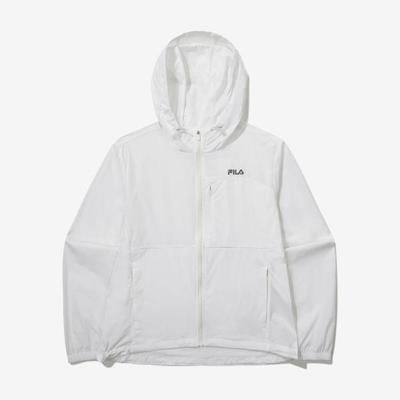 Fila Modelo de corta-vento leve e elástico