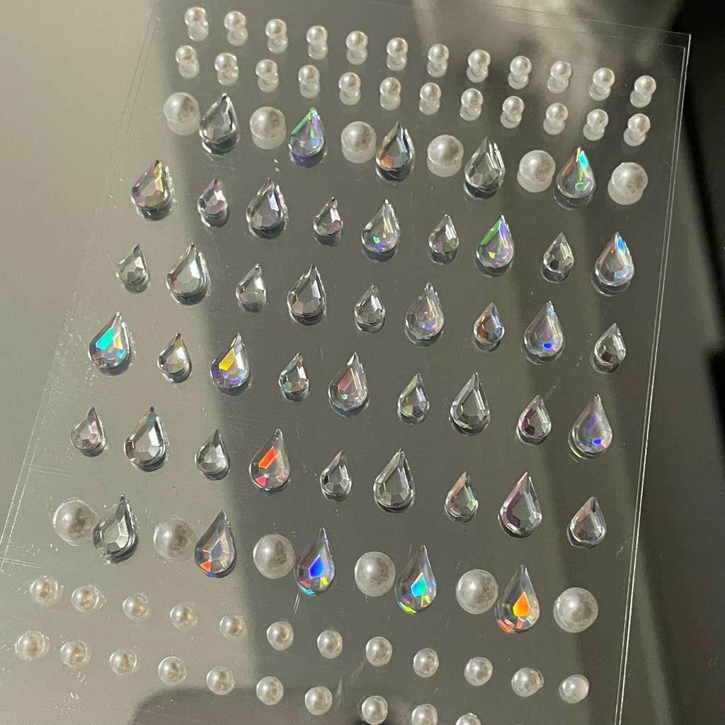 Naklejki z Kryształkami Diamentowymi 5D Błyszczące Kropla Wody Rhinestone Naklejka Dekoracyjna Rękodzieło Samoprzylepne Klejnoty Prezenty dla Dziewczynek Dzieci