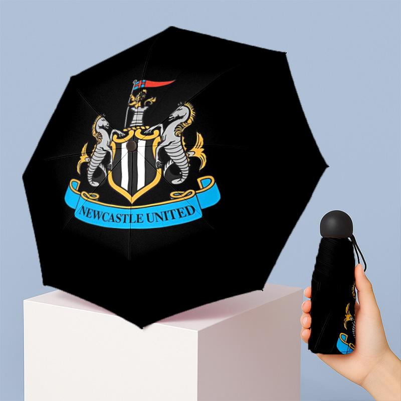 Newcastle Unite (19) Venkovní slunečník Ideální pro výlety na pláž Cestovní dobrodružství a Venkovní aktivity po celý rok