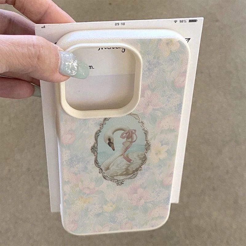 A Phone Case with a Bow and Swan Print In Lychee Texture, Suitable for iPhone 17, 16, 15, Plus, Pro, Max Series Phones — Can Be Used As a Gift