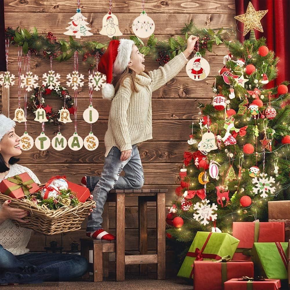 20Pcs Christmas Wooden Baubles Round Wood Slices Wood Disc Hanging Ornaments Baubles for DIY Crafts Christmas Tree Decoration