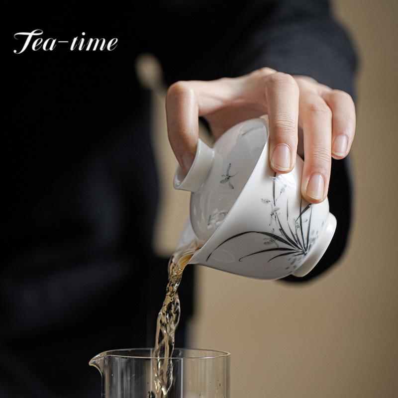140ml Unterglasur Handbemalt Orchidee Teeterrine Einzelbecher Keramik Einfache Teetassen Weißes Porzellan Deckel Schale Kung Fu Teeset