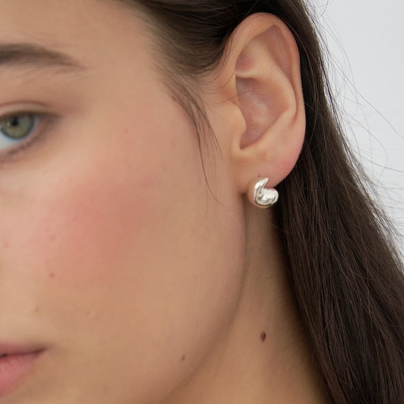 STILL INSTANT Flow Curl Earring