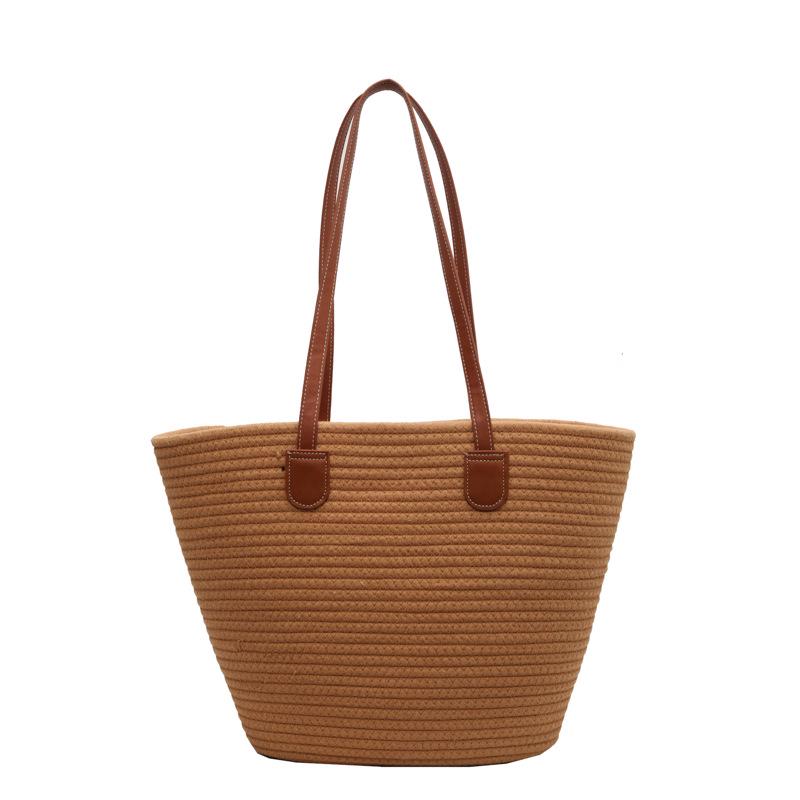 2024 Spring Women's Wool Knit Bucket Bag: Retro Pastoral Style Straw Shoulder Bag