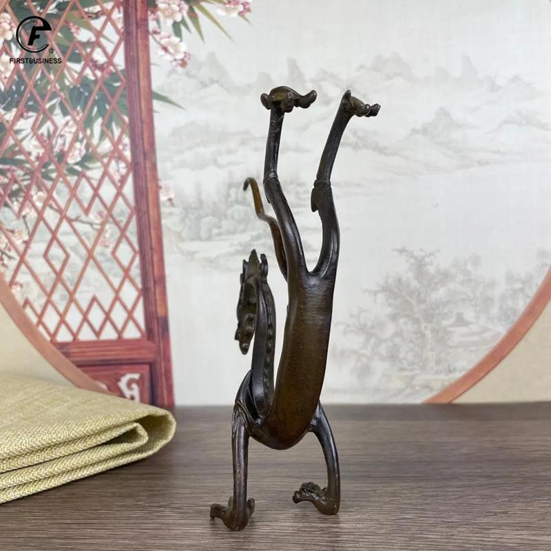 Antique Copper Chinese Dragon Statue Small Ornament Vintage Metal Beast Figurines Desk Decorations Accessories Home Decor Crafts