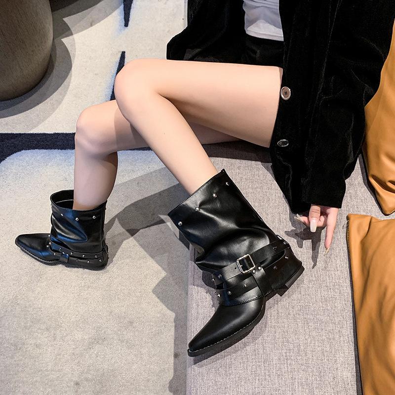 Korean version of versatile western short boots women's pile boots thick heel design pleated pointed knight boots pant tube boots