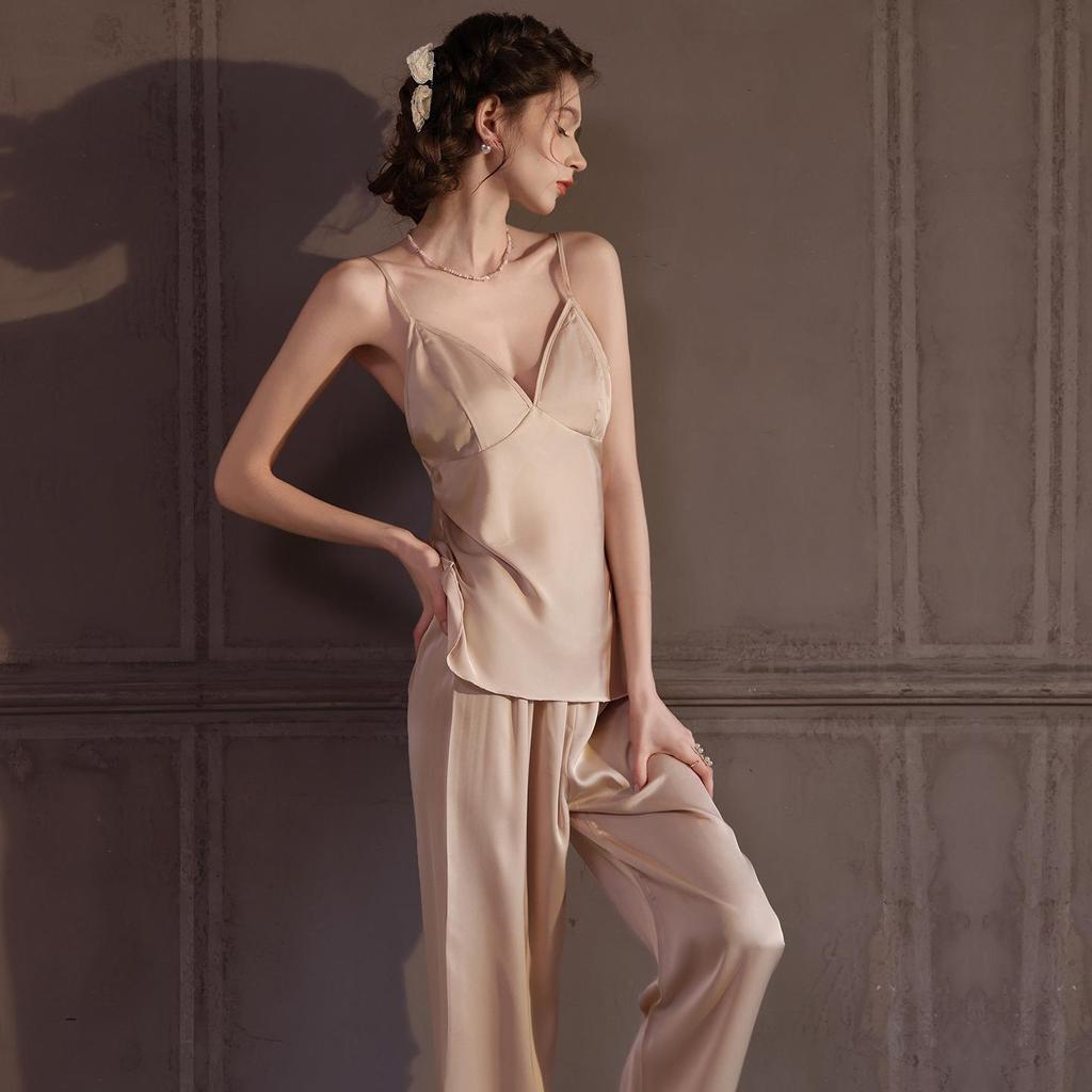 Pure Desire Ice Silk Camisole and Pants Set: Women's Spring/Summer Lightweight Pajamas