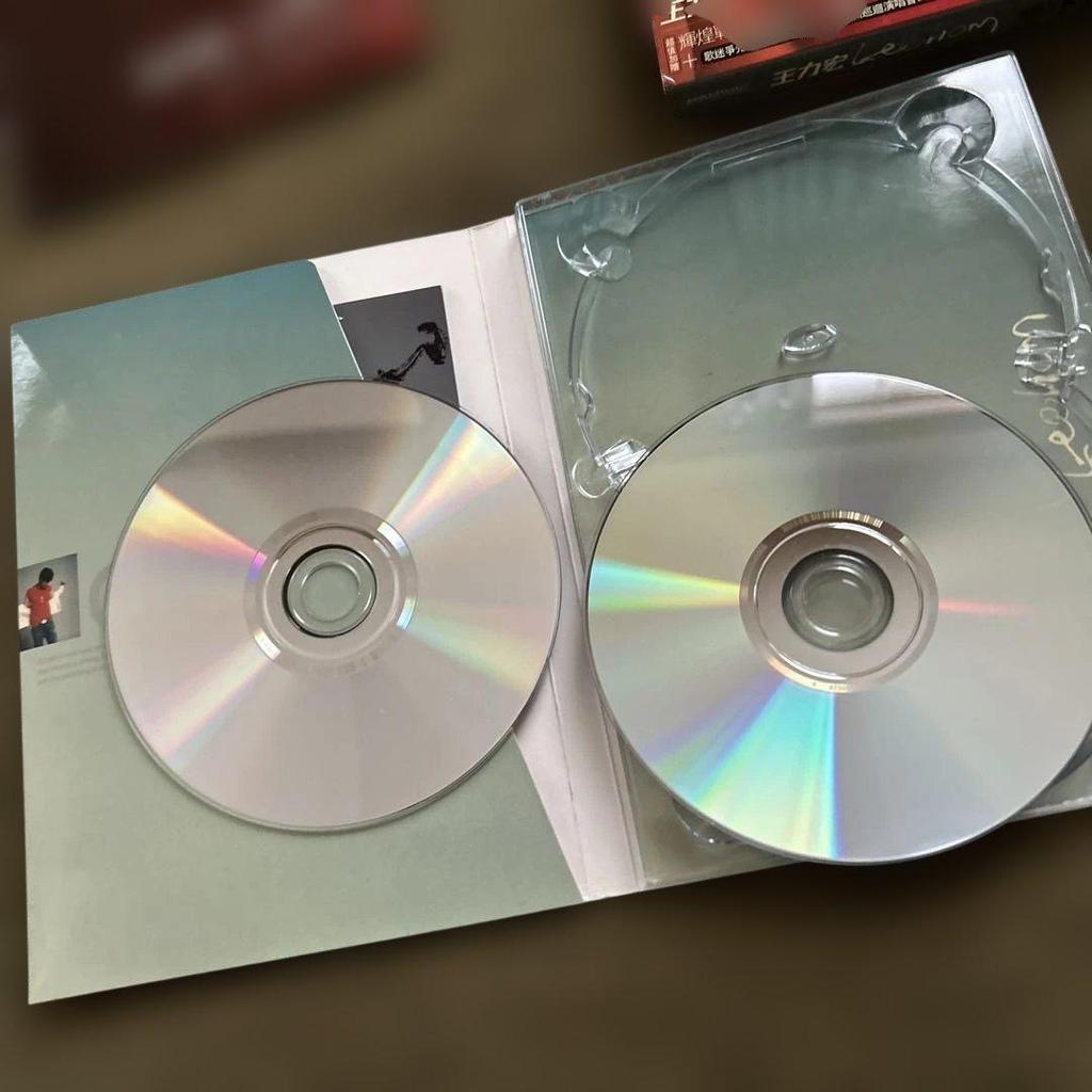 [GEBRAUCHT] Wang Lihong Helden der Erde CD+DVD Sheng Qing Kong Edition