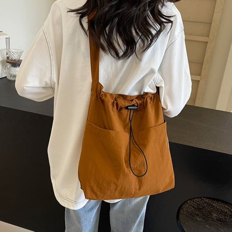 Sac fourre-tout en nylon à cordon de serrage grande capacité sac à bandoulière pour femme