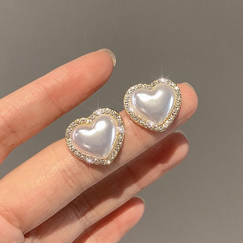 Cute Korean Black Heart Earrings Bling Zircon Stone Gold Color Stud Earring For Women Fashion Jewelry New Gift