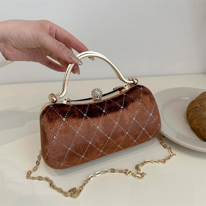 New Mini Shoulder Bag For Women Fashi Evening Party Bag Chain Strap Crossbody Bag Small Earphe Lipstick Storage Bag Handbags