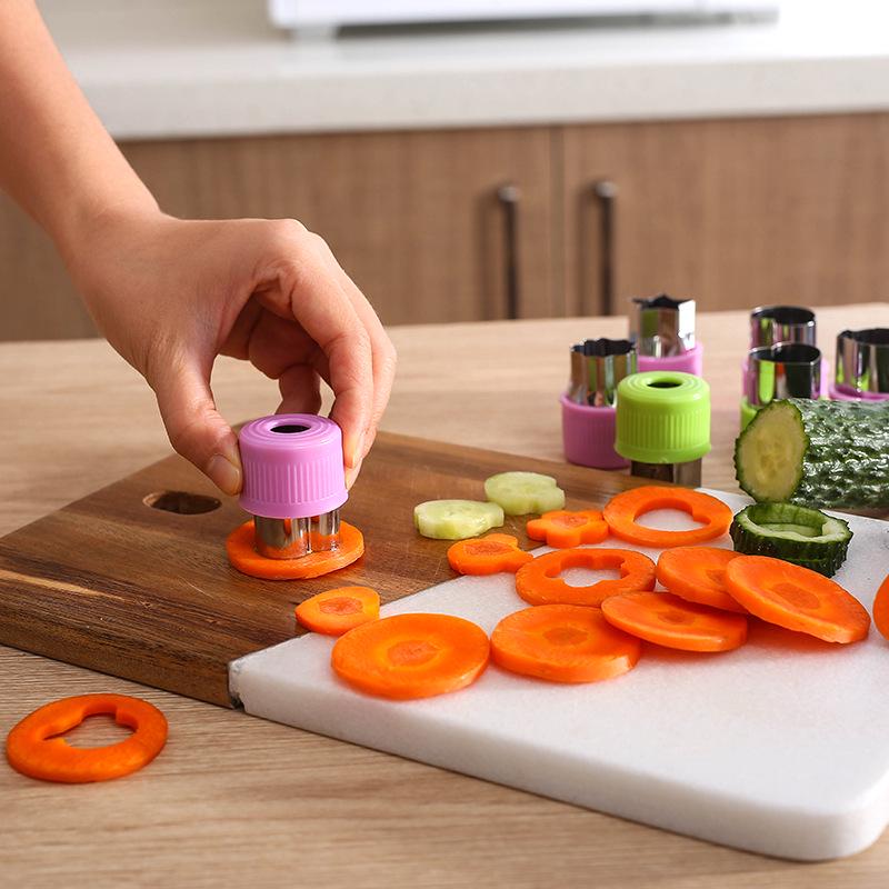 9-Piece Stainless Steel Animal & Flower Vegetable Cutter Set for Baby Food & Noodles