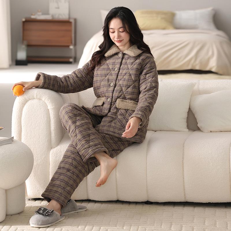 Pajamas women's winter three-layer thickened fleece woven cotton padded autumn and winter coral fleece large-size warm loungewear