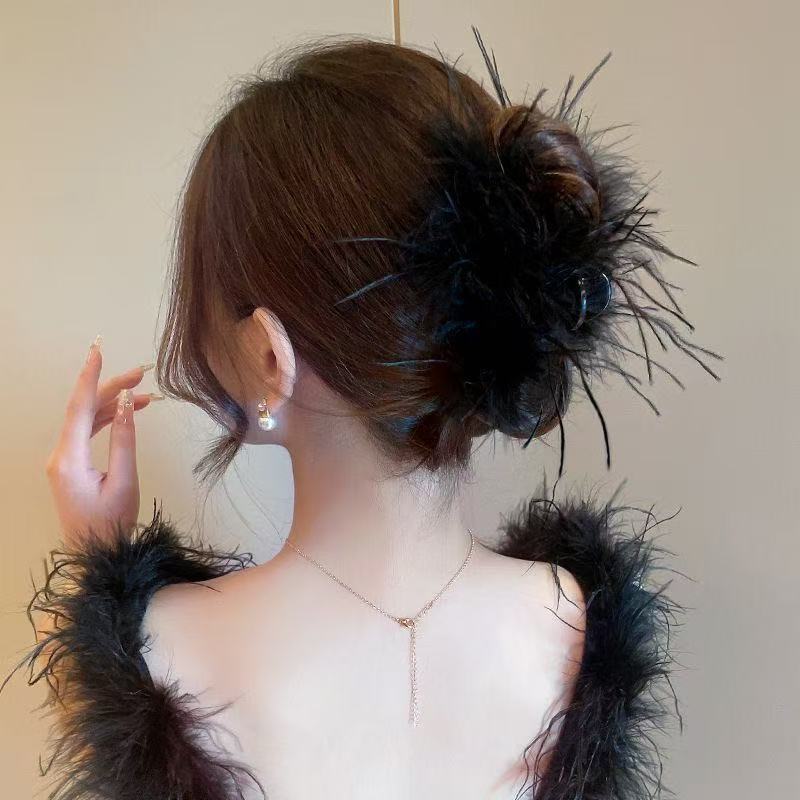 Design Sense Mesh Feather Grab Clip Versatile Temperament Feather Duster Hair Accessories Disc Hair Clip Headgear Popular Hair Accessories