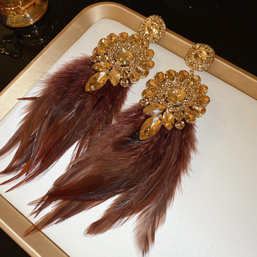 Orecchini a Frange di Piume con Diamanti Colorati Lusso Leggero Borchie di Alta Gamma Orecchini di Nicchia Retrò Autunno e Inverno Donna