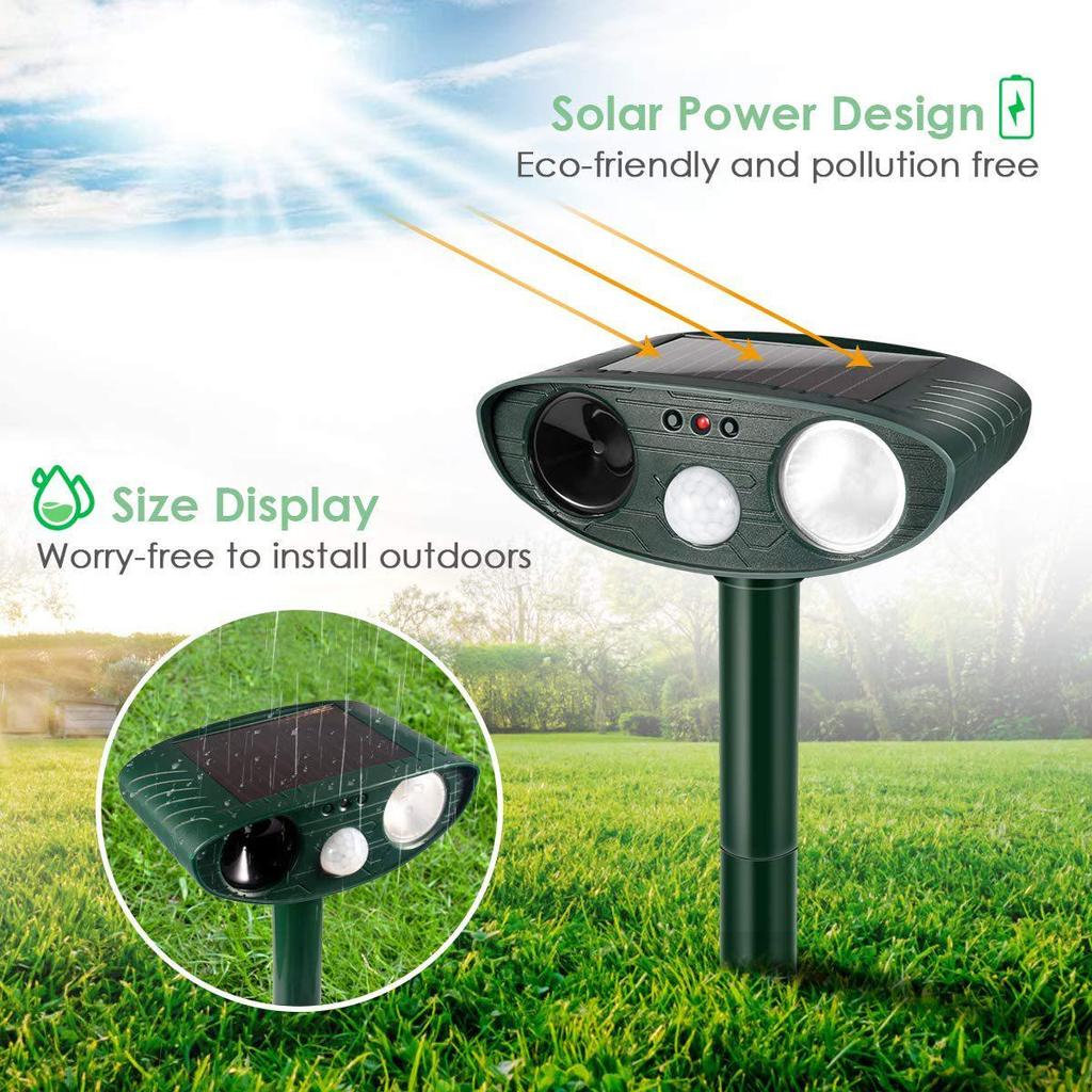 Solar-Powered Ultrasonic Animal Repeller with Flashing Lights for Cats, Dogs, Rats, and Birds