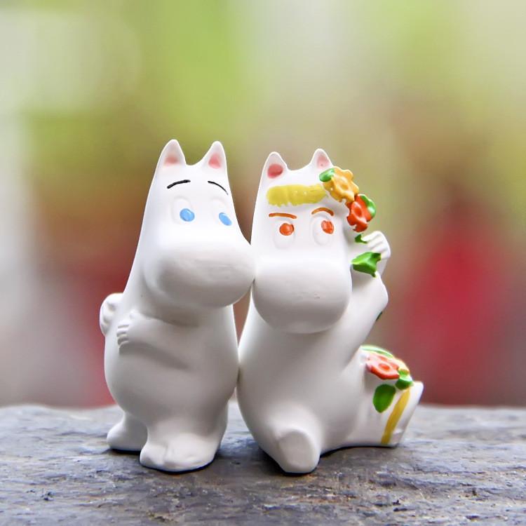 Resin Moomin Hippo Mini Garden Decoration With Rustic Style For Gift Exchange And Office Use