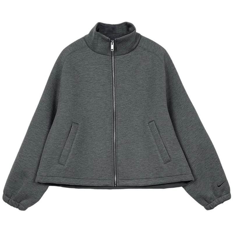 Nike Women s Versatile Knit Sport Jacket L