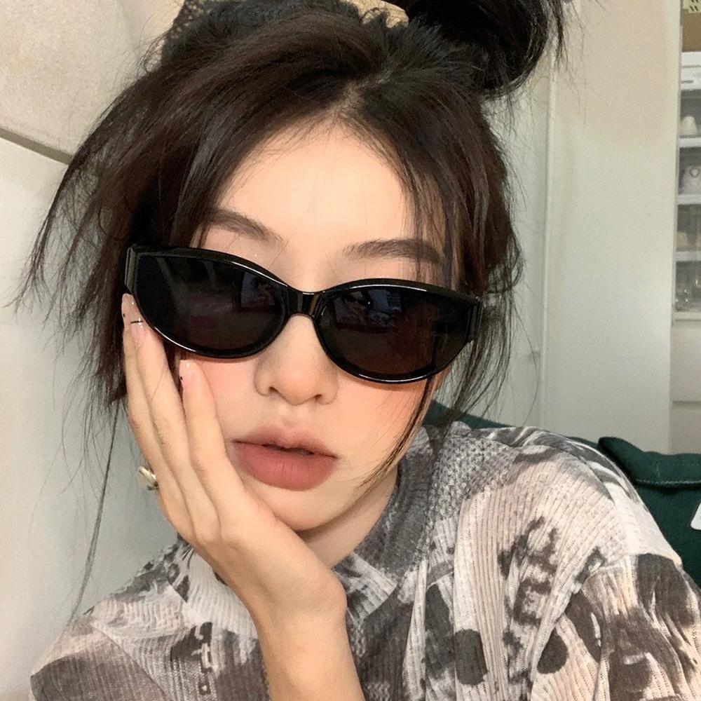 

Brand Sunglasses Woman Cat Eye Designer Vintage Gradient Sun Eye Glasses Black Men UV400 Outdoor Ladies Shades Oculos De Sol