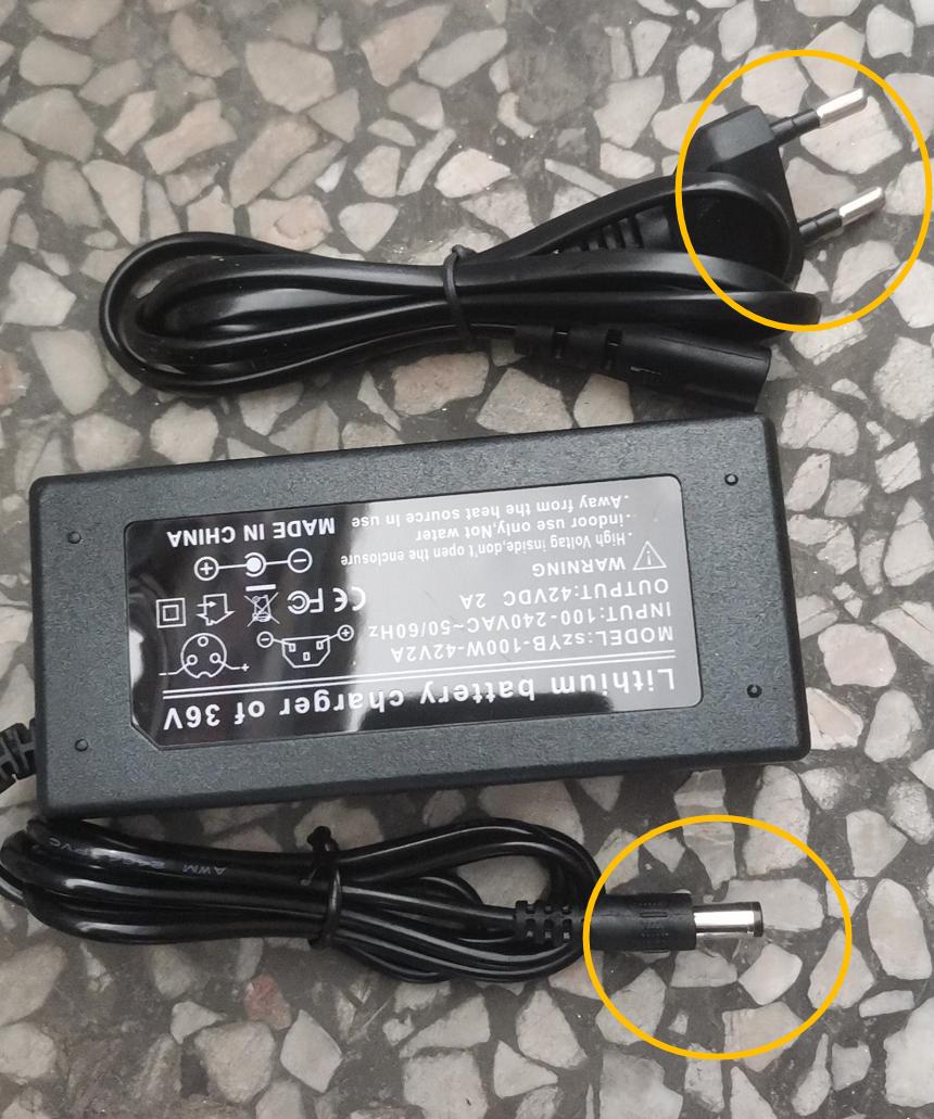 

Зарядное устройство для аккумуляторов 36 В, 2 А, выход зарядного устройства, 42 В, 2 А, входное зарядное устройство, 100–240 В переменного тока, литий-ионное, литий-полимерное зарядное устройство чёрный