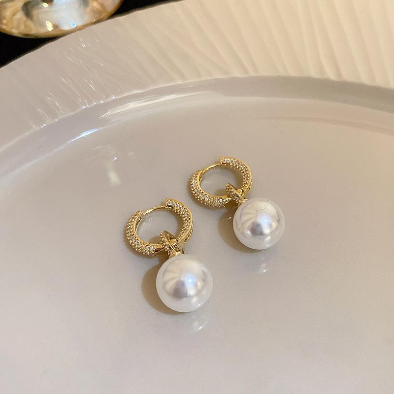 Pearl Earrings Set Butterfly Dangle Earrings for Women Metal Hollow Gold Plated Earring Cartoon Jewelry
