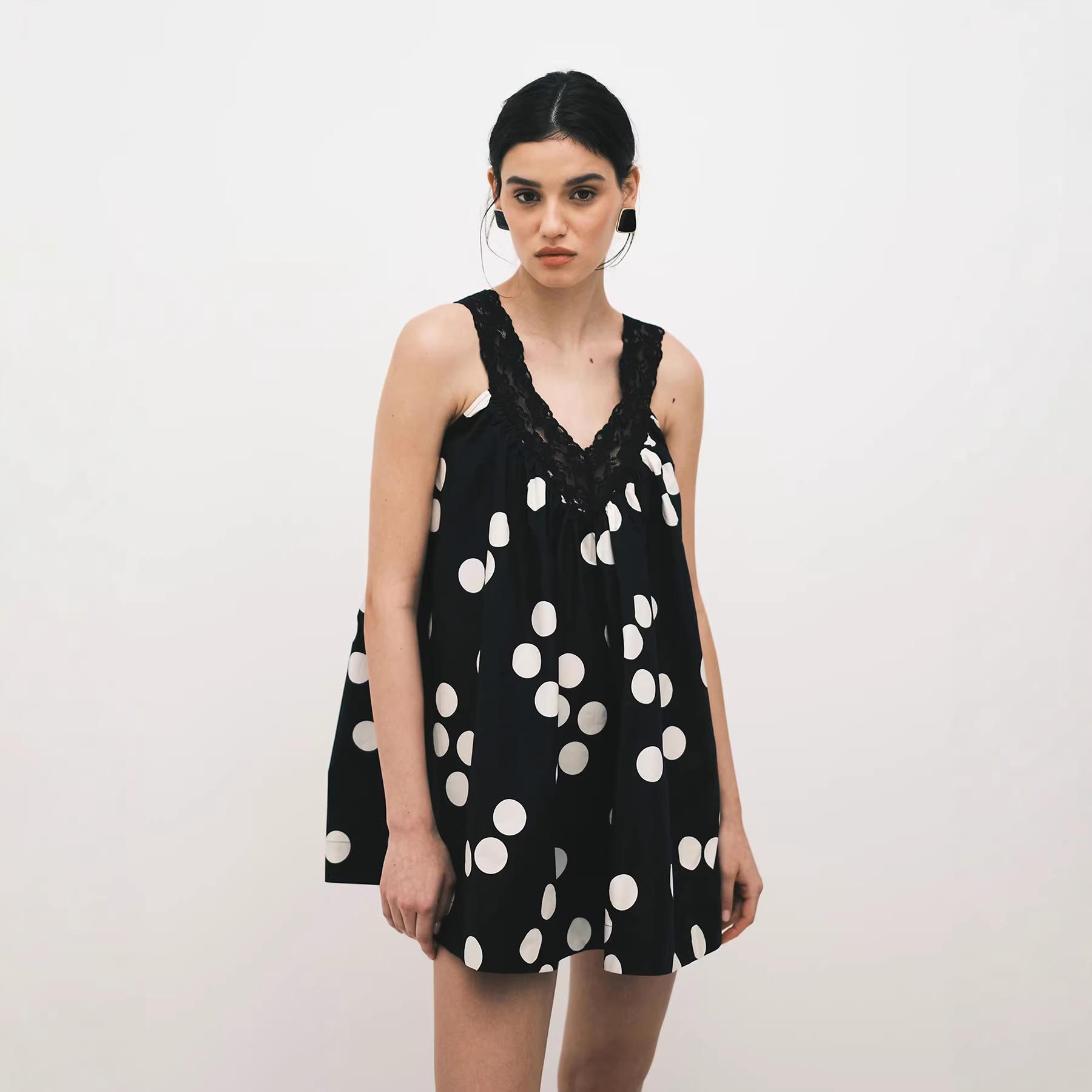 

American retro polka dot dress women s summer niche design sense sexy backless lace stitching charming suspender skirt XS чёрный
