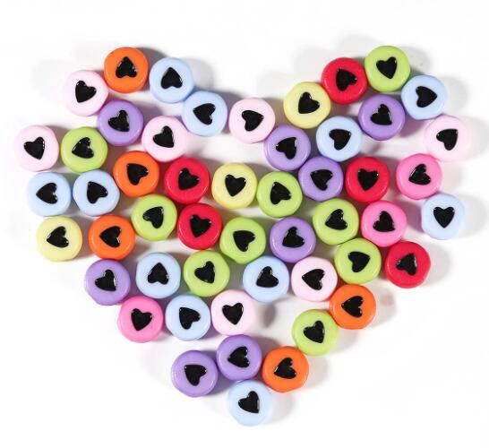 100Pcs 7mm Acrylic Flat Round Beads Colorful Heart Pattern Loose Spacer Beads For DIY Bracelets Earrings Making Supplies