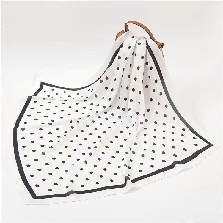 Pañuelos Cuadrados 90 Pañuelo de Satén Pañuelo de Seda Simulada Moda Pañuelo de Seda Versátil Tendencia Madre Pañuelo Cuadrado Pañuelo