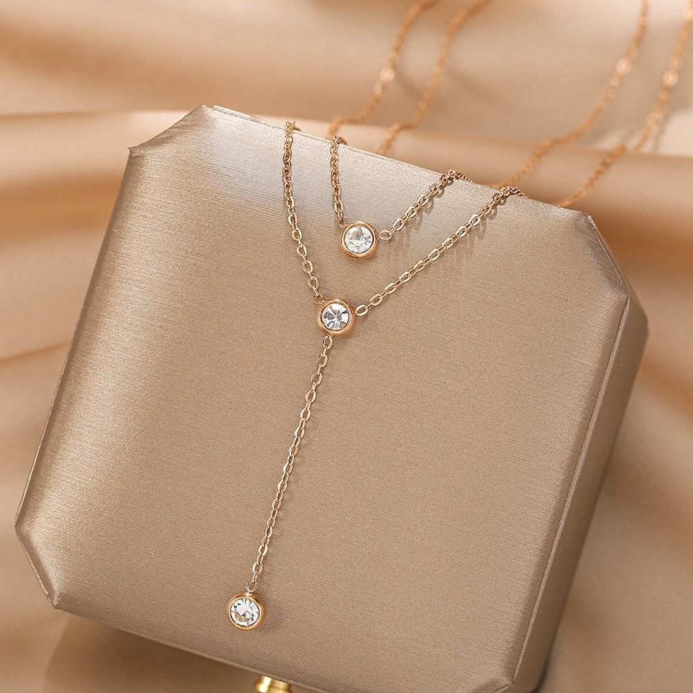 Elegant Minimalist Double-Layer Diamond Tassel Necklace – High-End Titanium Steel Clavicle Chain for Women