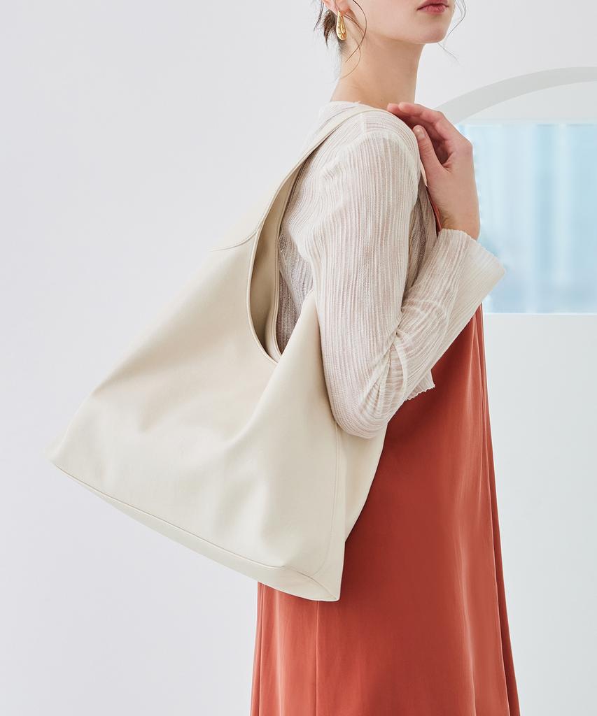 Bbyb Manhattan Hobo Bag (Ivory)