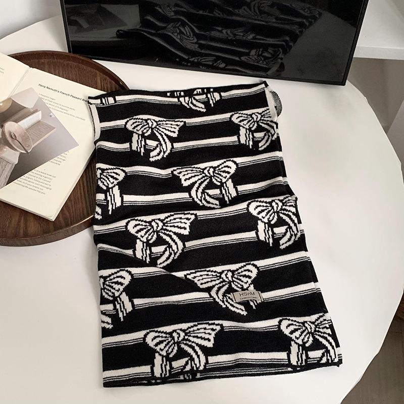 Leopard Neckerchief for Autumn Winter Windproof Old Proof Fashion Scarf Imitation Cashmere Leopard Print Versatile Neck Cover